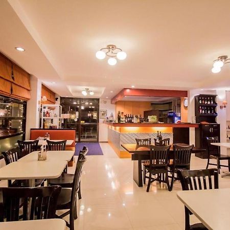 The Red Palm Suites And Restaurant Butuan City Экстерьер фото