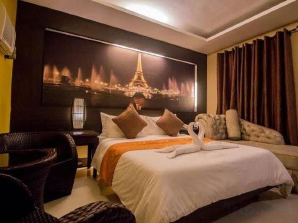 The Red Palm Suites And Restaurant Butuan City Экстерьер фото